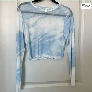 Nordstrom bp light blue and white cropped long sleeve top